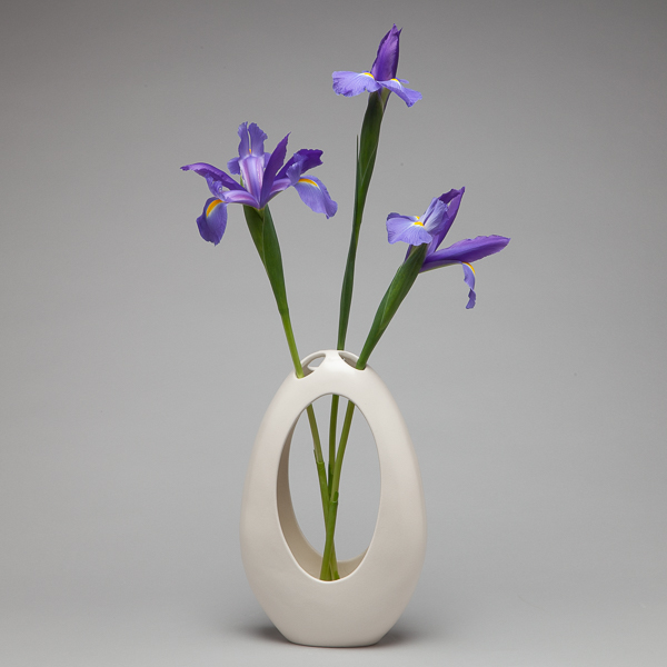 PEEK-A-BOO VASES